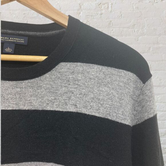 Banana Republic Luxury Cashmere Blend Stripe Sweater L - Picture 6 of 13